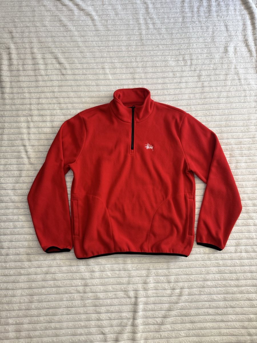 Stüssy Pulls & Sweat-shirts: Original Stüssy Fleece Jacke Rot L – Neuf (Voir description) à Vionnaz par b_f_d_r_g