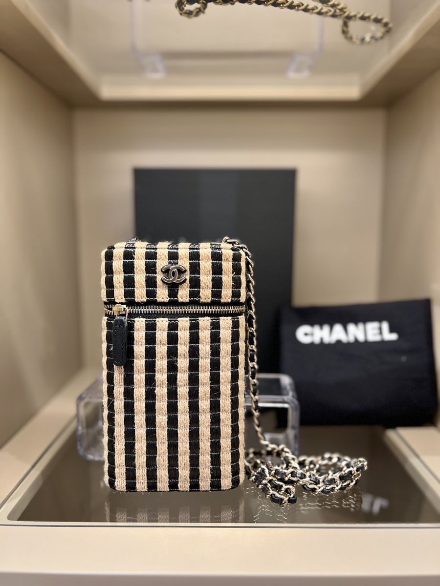 Chanel Borse da donna: Chanel Tasche – Nuovo (secondo la descrizione) da Zürich venduto da christina100