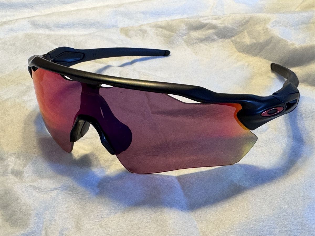 Oakley Occhiali & Lenti: Oakley RADAR EV sunglasses with case  – Usato da Herrliberg venduto da jba_zcw7 2