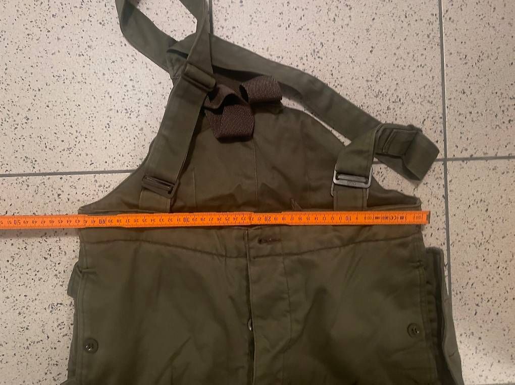 Uniformi: Armee Kälteschutz Hose – Usato da Wila venduto da Lokelo 2