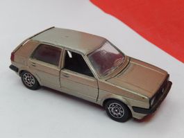 ab  5.--  VW Golf - " uralt " von Schabak - gold - %%SALE%%