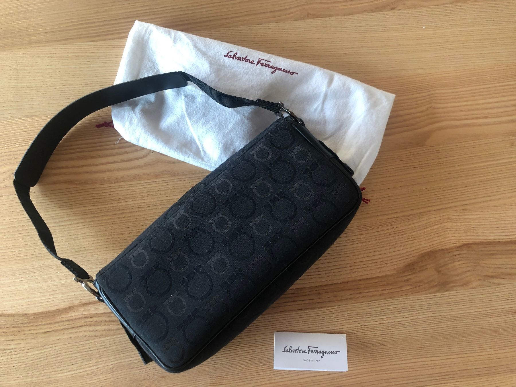 Salvatore Ferragamo Borse da donna: Ferragamo borsa – Nuovo e nell'imballaggio originale da Davesco-Soragno venduto da dvf_7h6d 2