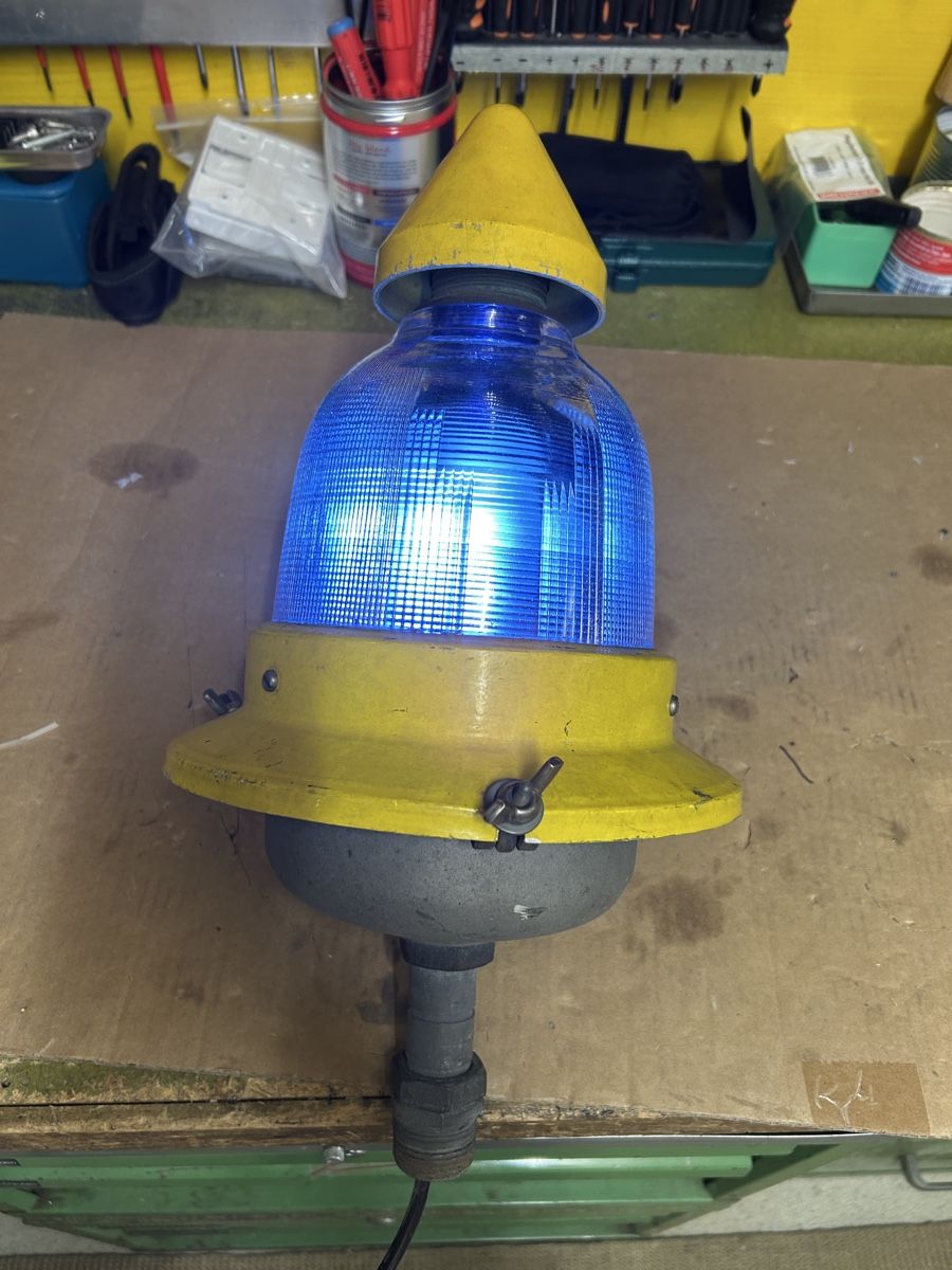 Lampen: Flughafen Lampe – Gebraucht aus Embrach von Berta66 3