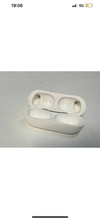 Chargements: AirPods Pro Ladecase – D'occasion à Arbon par Kat_2xzq