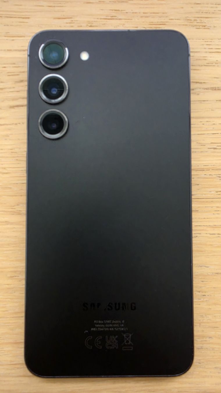 Samsung Telefoni cellulari / Smartphones: Samsung Galaxy S23+ – Usato da Schwerzenbach venduto da Ojaeger 2