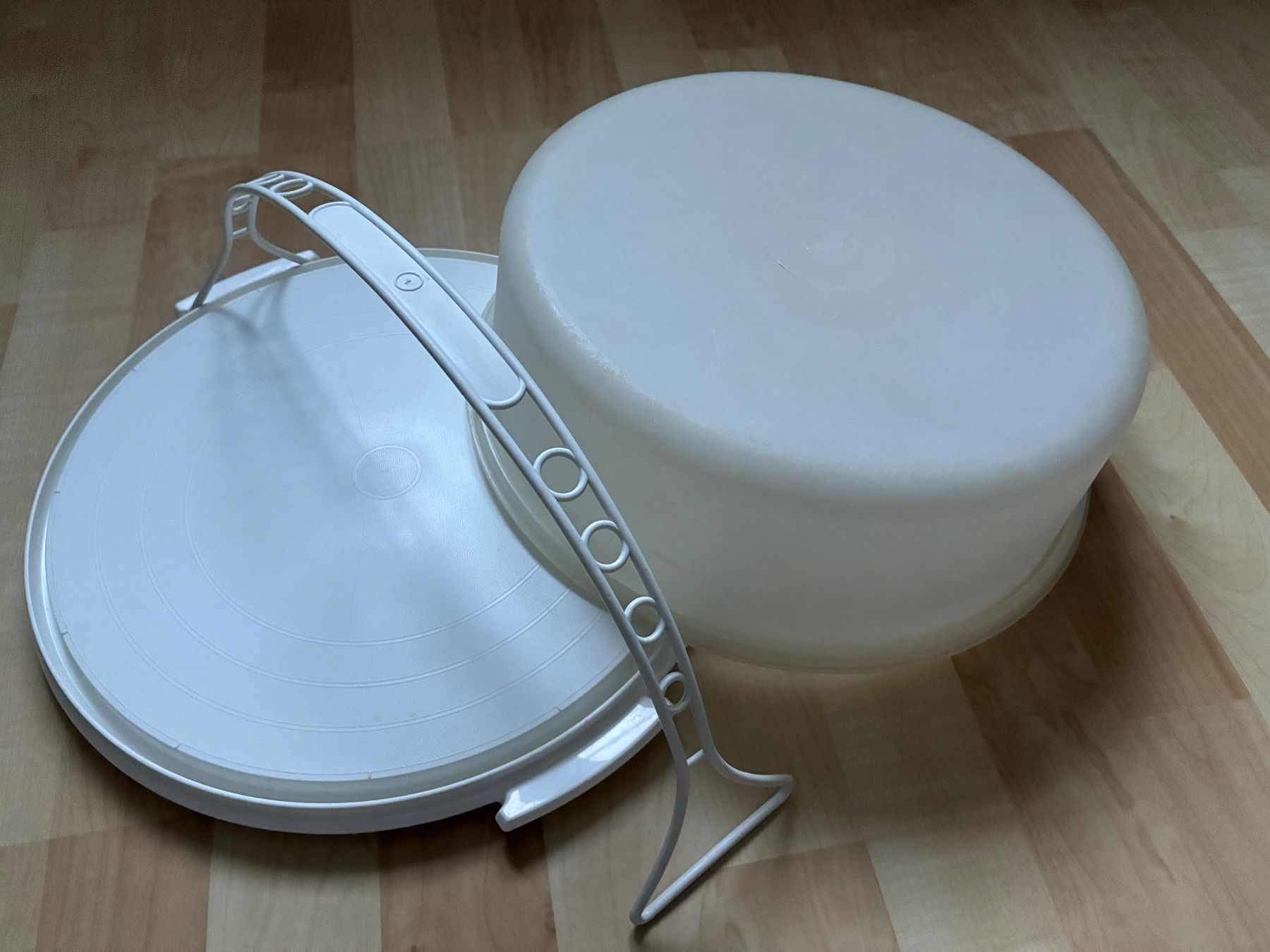 Tupperware