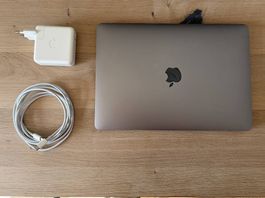 MacBook Pro 13 (2020) | i5 | 16 GB | 512 GB SSD