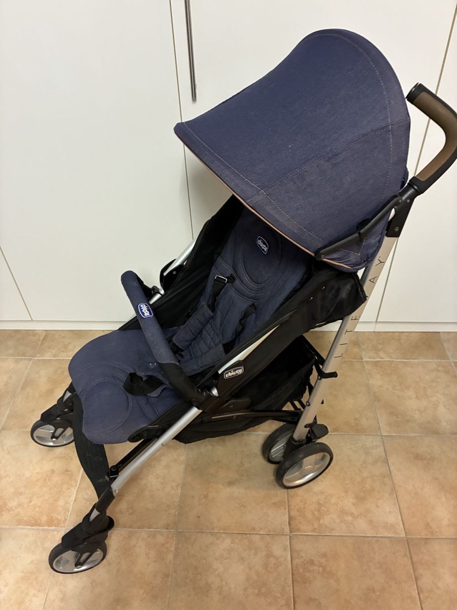 Chicco Kinderwagen: Kinderwagen Chicco Liteway Jeans mit Zubehör – Gebraucht aus Steffisburg von Belli80 1