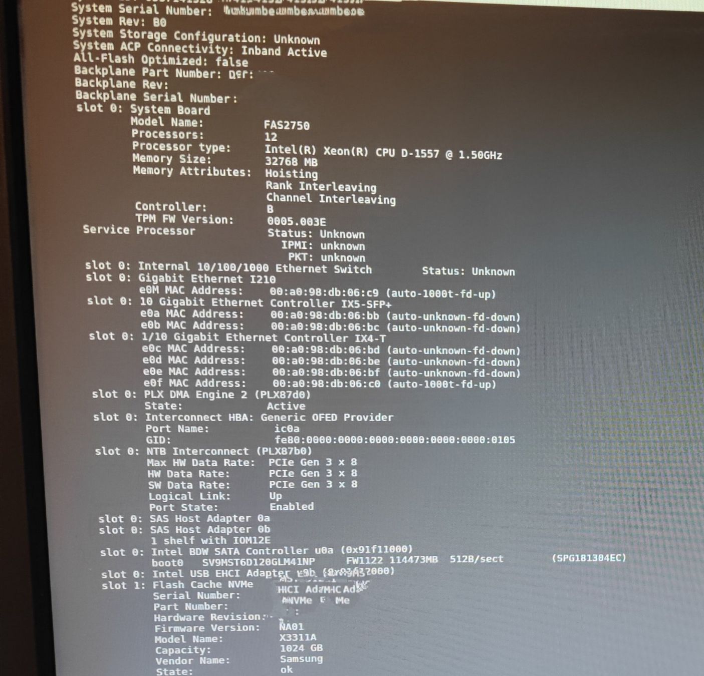 Server: 🔥 NetApp FAS-2750 Storage Array – Usato da Zürich venduto da initfour 5