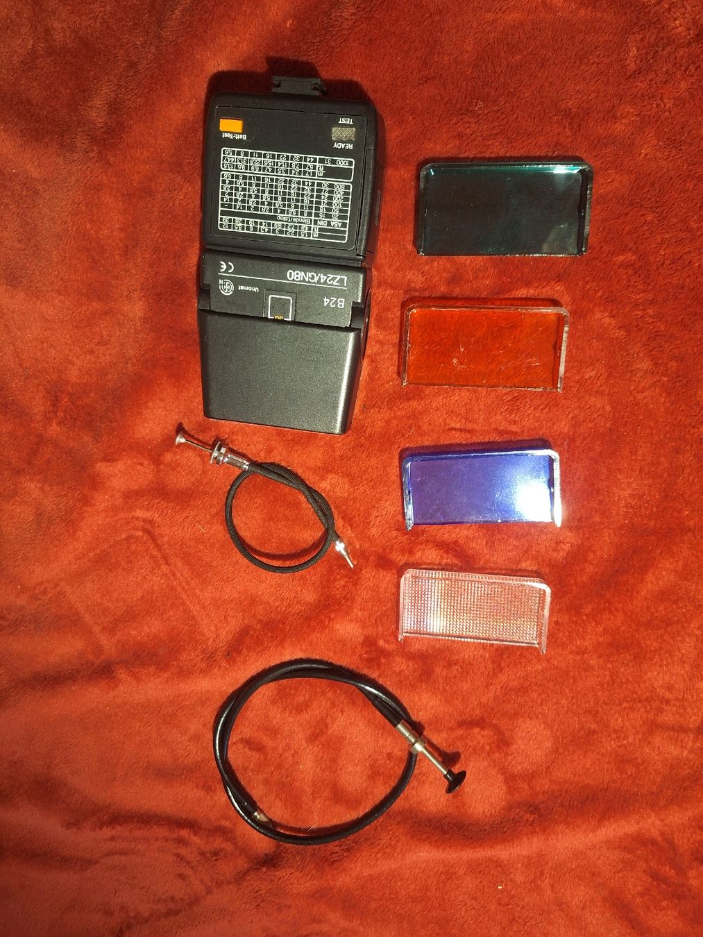 Konica Fotocamera: Vintage Kamera Ausrüstung, Top – Usato da Menzingen venduto da jon_kny7 2