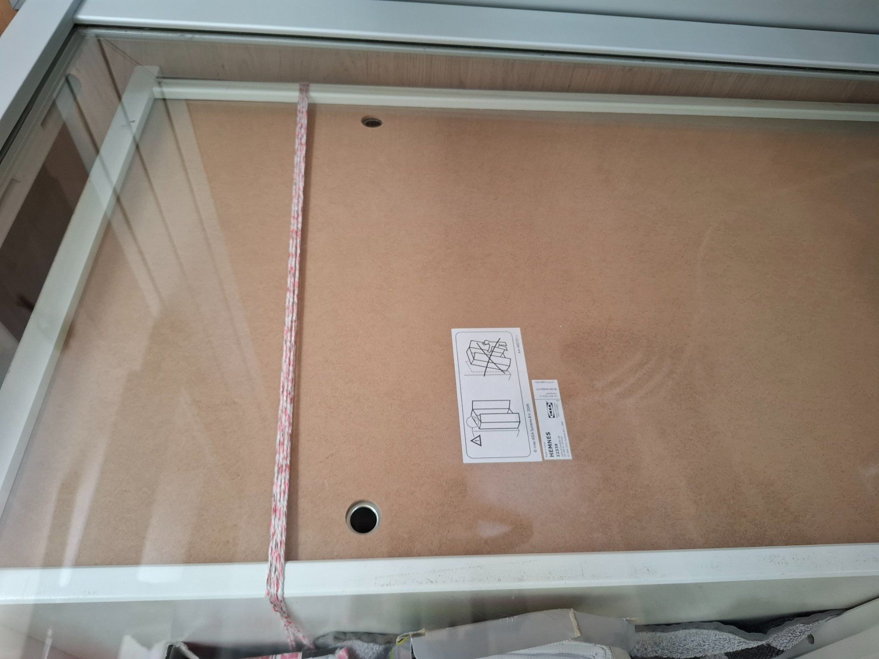Armadietti a specchio: Hemnes IKEA Hochschrank mit Spiegeltür – Usato da Olten venduto da Winni6 5