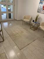 Schöner beiger Teppich 112 × 178 cm | Start ab CHF 1.–