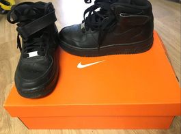 Stiefel Nike 22.5 Zentimeter 