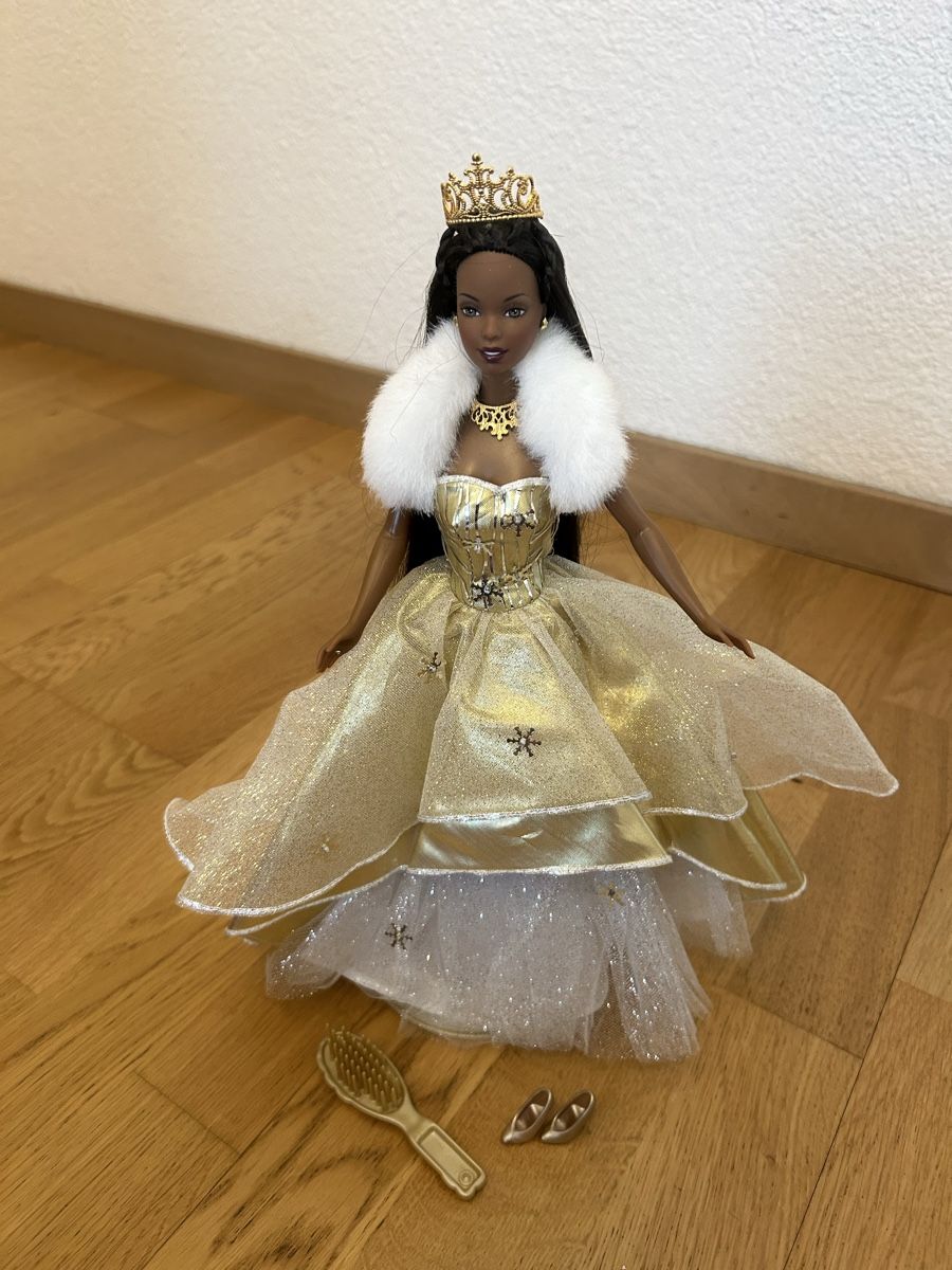 Bambole: Barbie/Christie Celebration Millenium 200 – Usato da Thalwil venduto da Centrone 1