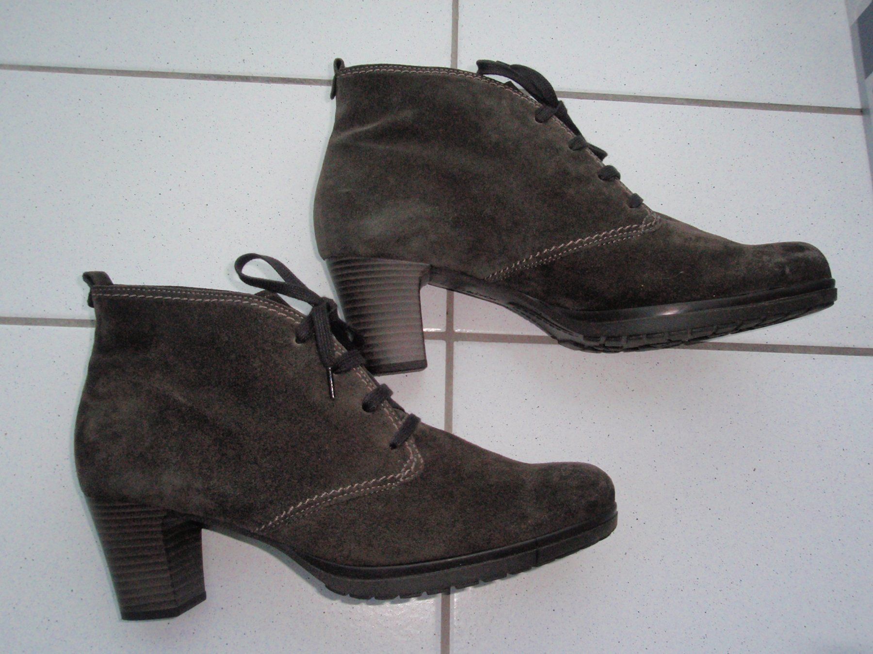 Gabor Damenschuhe: Gabor Lederstiefeletten Grösse 40 – Gebraucht aus Basel von chien008 3