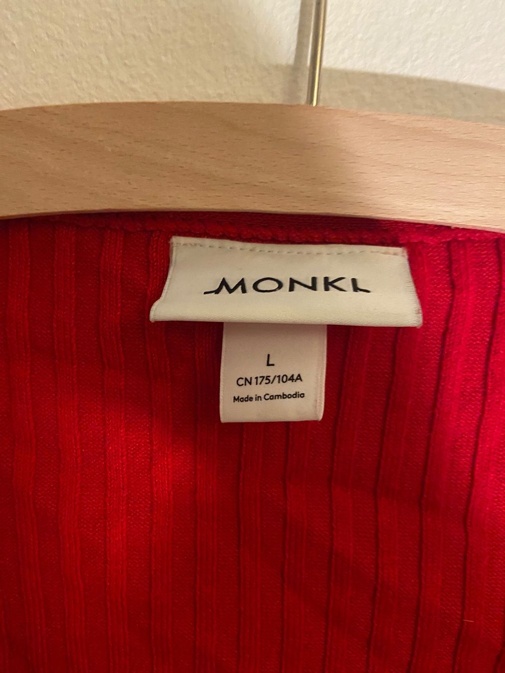 Monki Maglioni & Felpe: Monki Jäckli/Cardigan – Usato da Hasle b. Burgdorf venduto da ida_ckd5 2