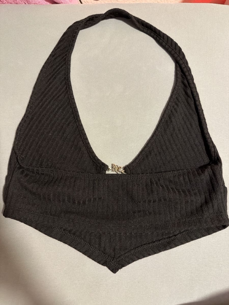 Tops: Damen Neckholder Top schwarz – Gebraucht aus zürich von resagrev 1