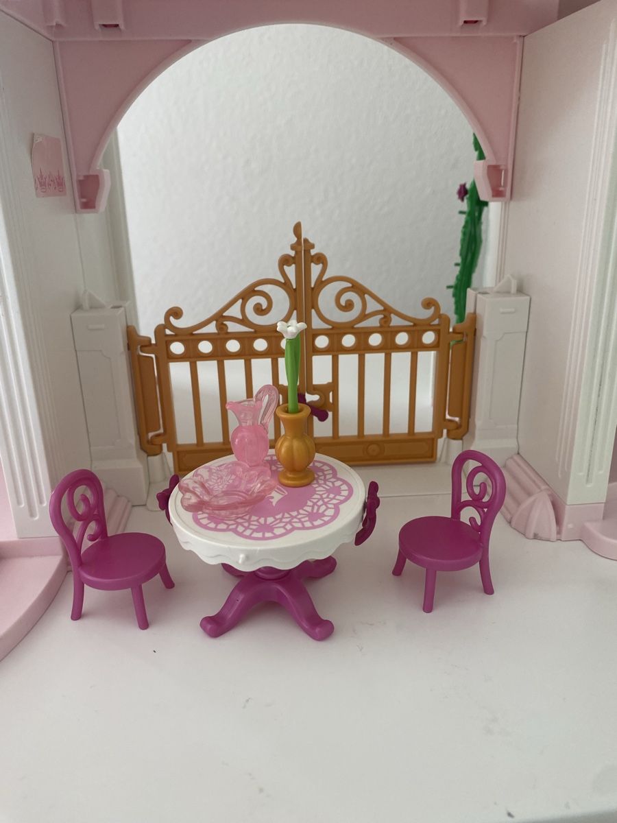 Playmobil Spielzeuge: Playmobil Schloss – Gebraucht aus Lachen/SZ von Flower2 4
