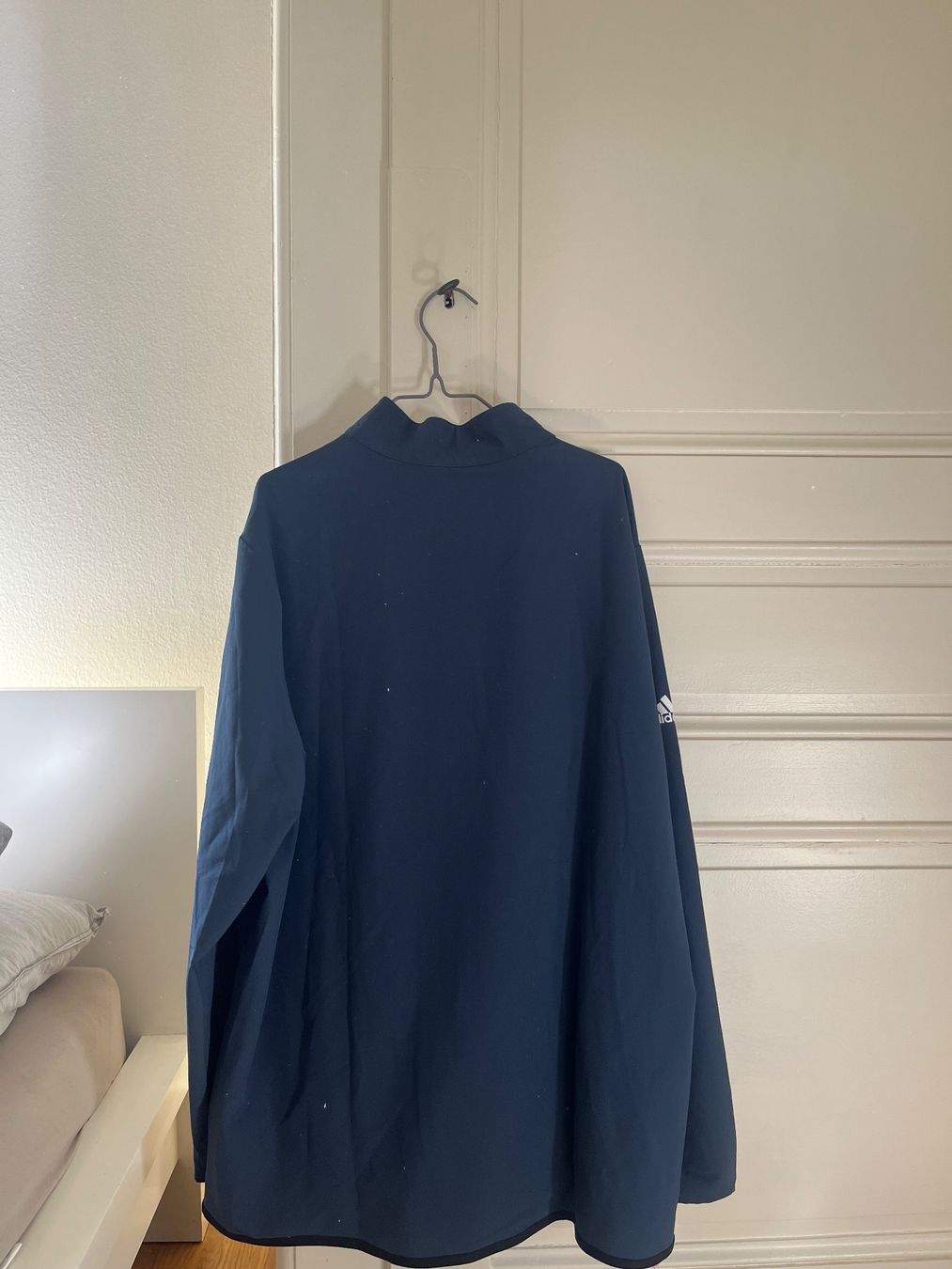 Adidas Giacche: Adidas Core Wind jacket – Nuovo (secondo la descrizione) da Lausanne venduto da aloncey 1