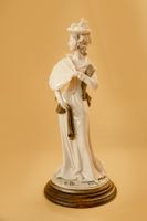 B. Merli Figur „Frau mit Reitgerte“, Italien 1981