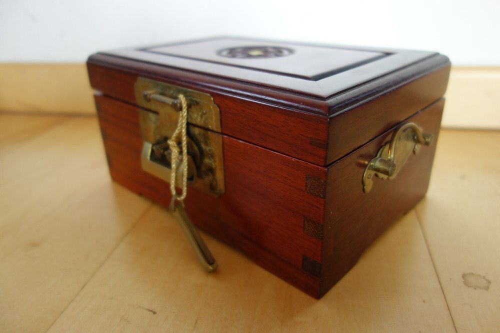 Schmuckbox Aus Holz - MIT WUNSCH-GRAVUR