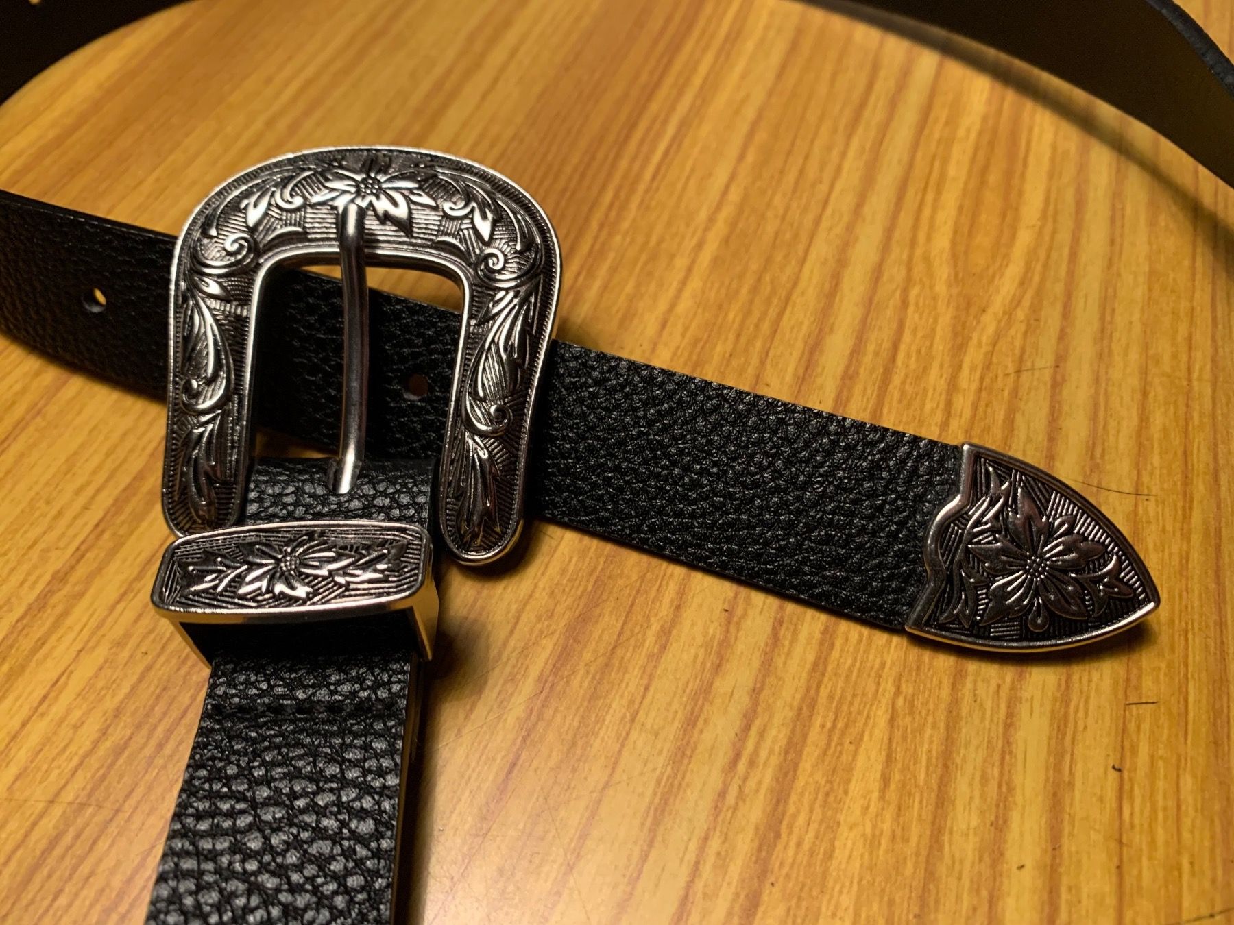Cinture: Gurt H&M Mode Damen Kunstleder – Usato da Steffisburg venduto da smocky17 2