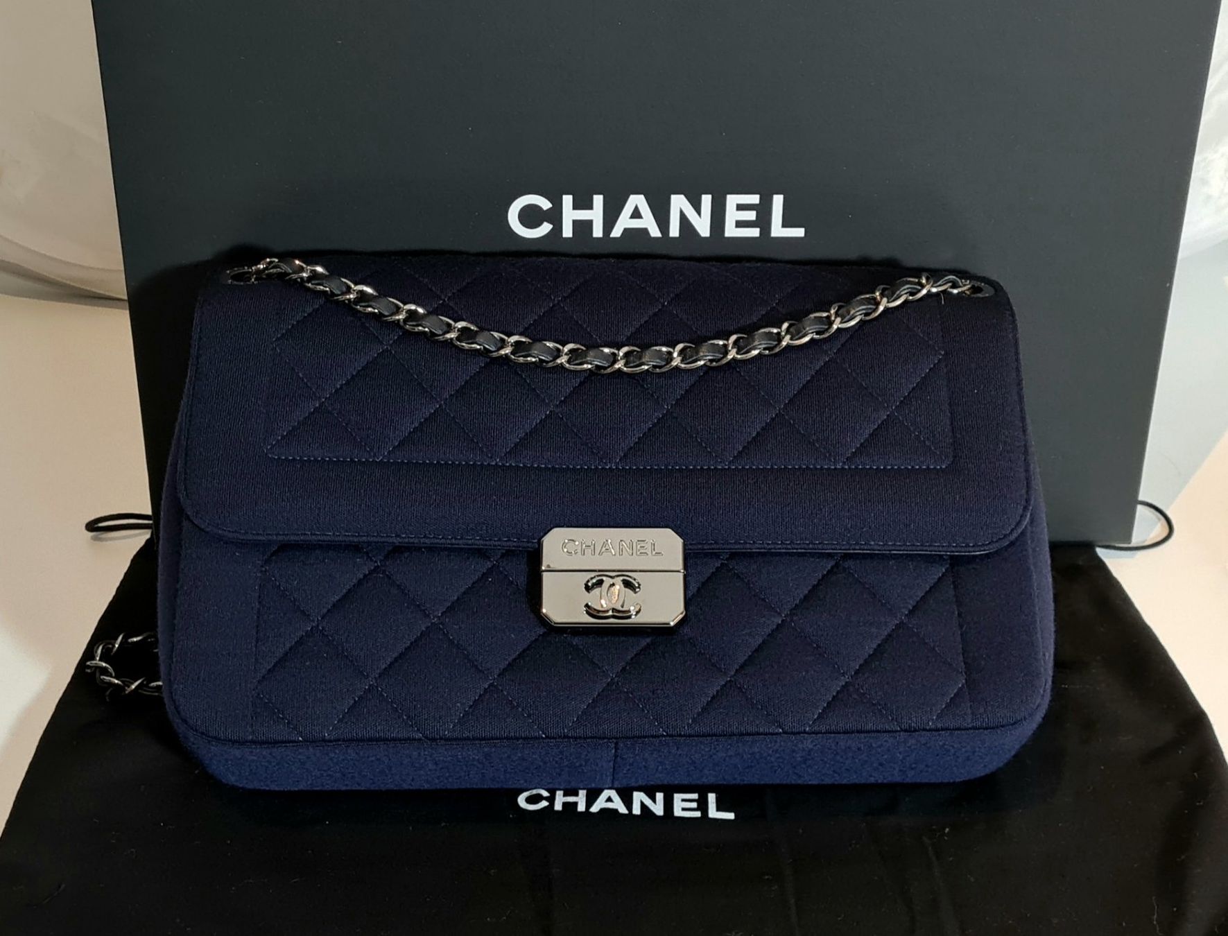 Chanel Borse da donna: Chanel Flap Bag – Usato da Gattikon venduto da lavric_d