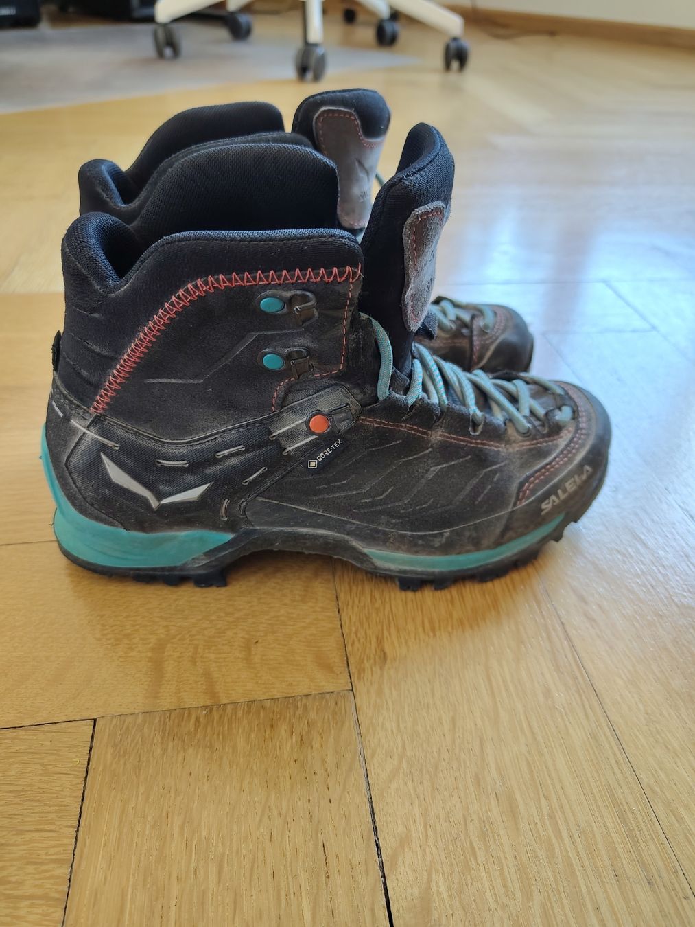 Salewa Damenschuhe: Wanderschuhe Damen Grösse 38 – Gebraucht aus Basel von LBerger 1