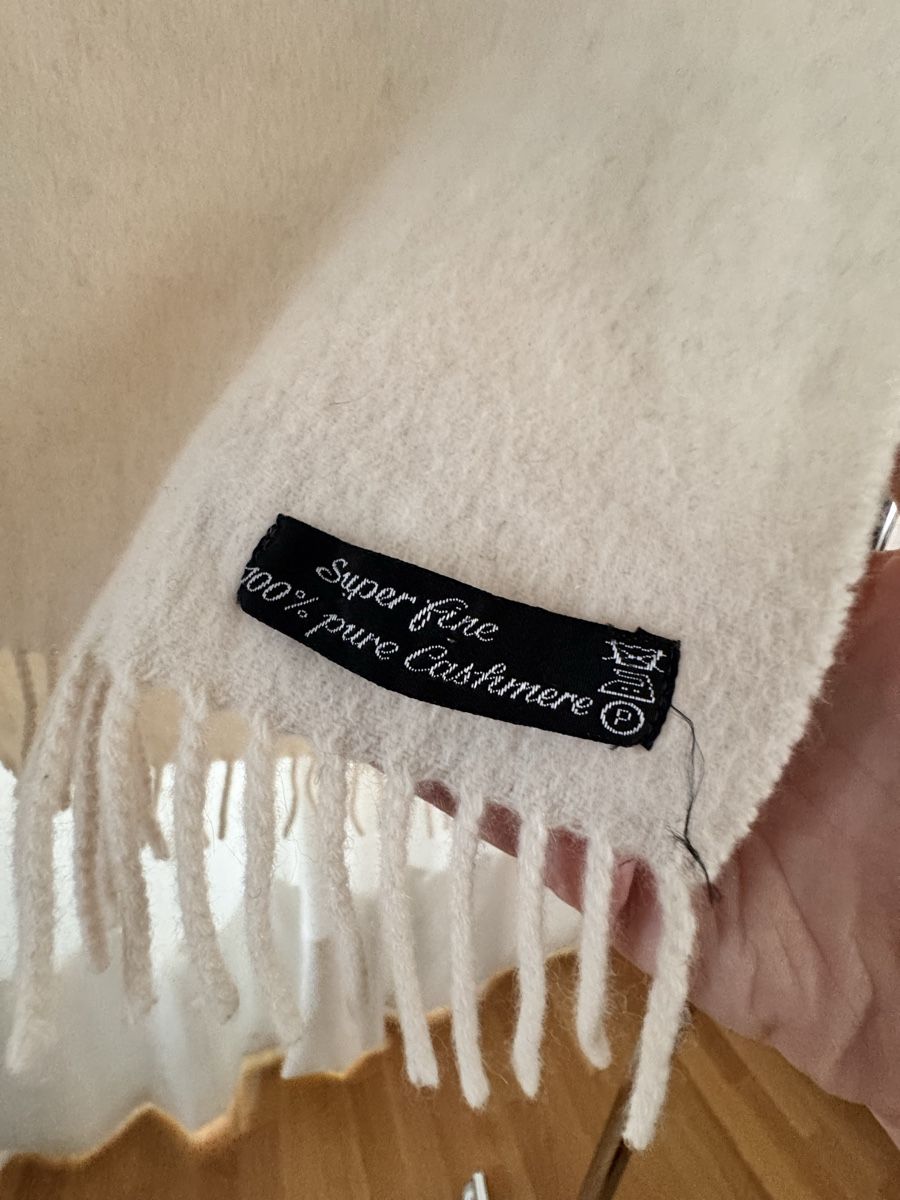 Foulard & Sciarpe: Kaschmirschal weiss – Usato da Winterthur venduto da thi_6f8k 1