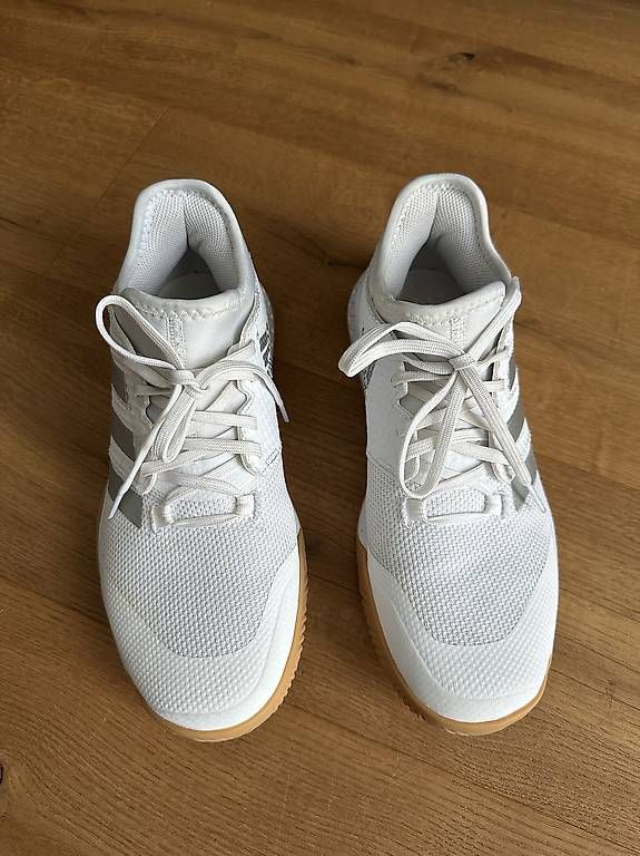 Scarpe da uomo: Hallenturnschuh Adidas Gr. 40 2/3 – Nuovo (secondo la descrizione) da Langnau venduto da yo_ja 1