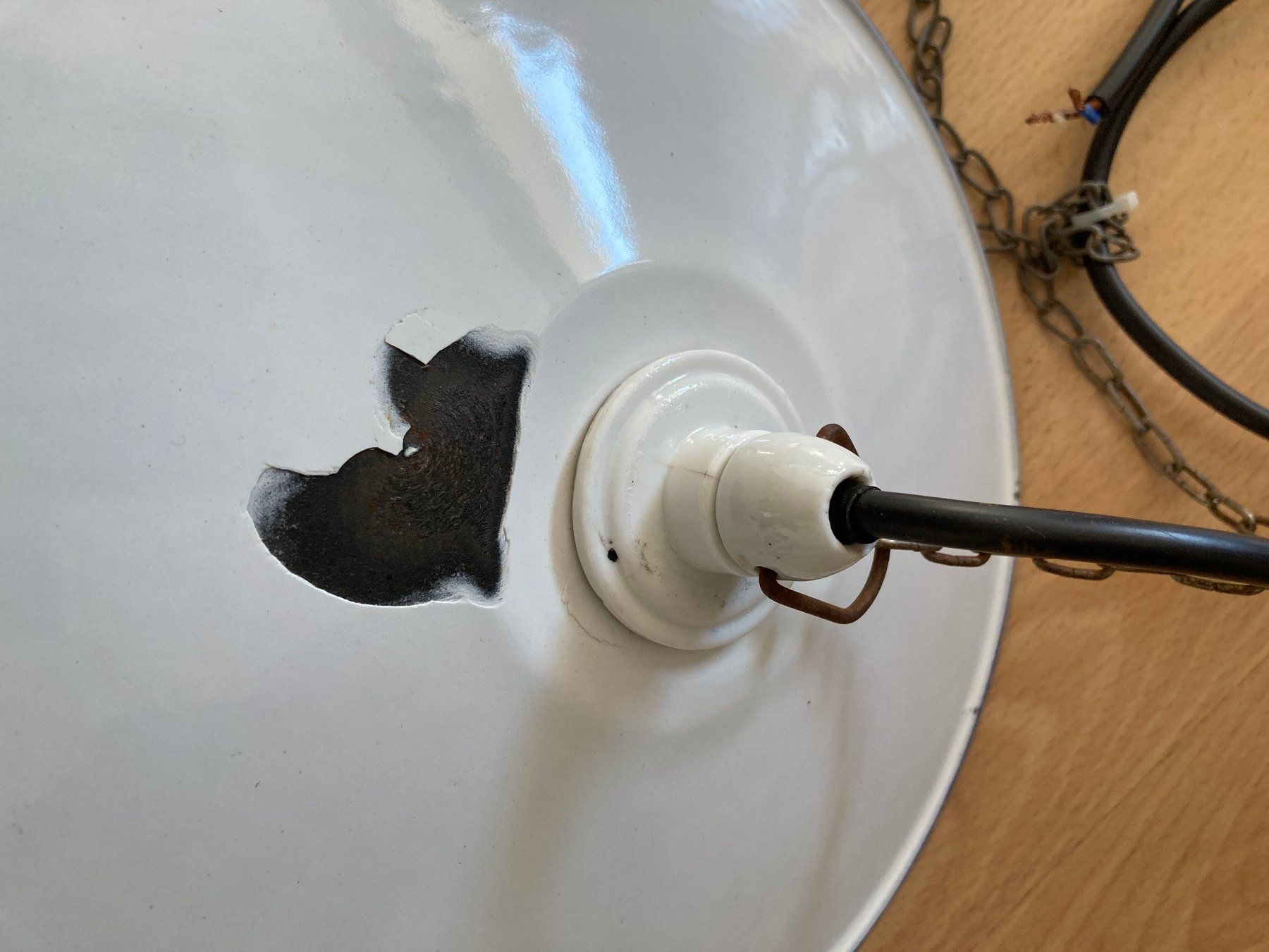 Lampen: Vintage Emaille Lampe, Hängelampe, – Gebraucht aus Grosshöchstetten von laterne2017 2