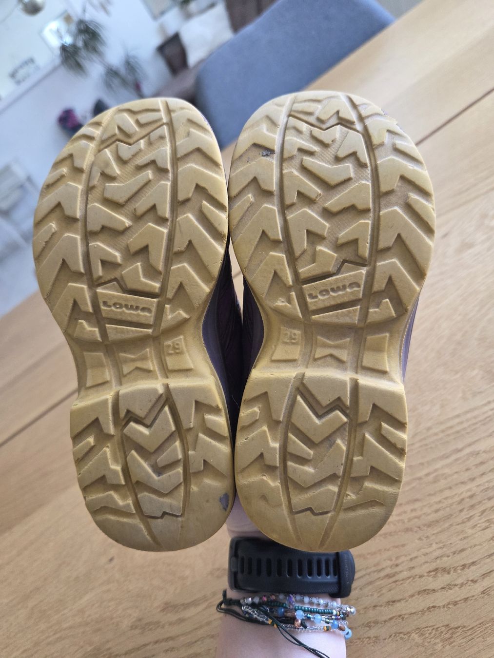 Lowa Scarpe per ragazze: Lowa Trekking 29 – Usato da Amriswil venduto da bellabelai 3