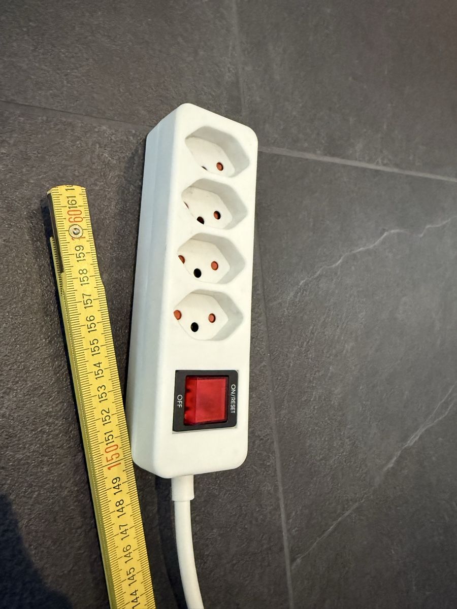 Kabel: 4er Steckleiste - Kabel 150 – Gebraucht aus Egg b. Zürich von spraycan13