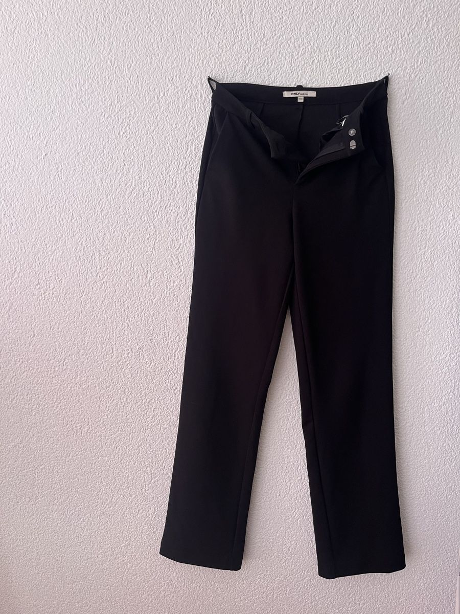 Only Hosen: Stoffhose Only – Gebraucht aus Andwil SG von sas_m9tn