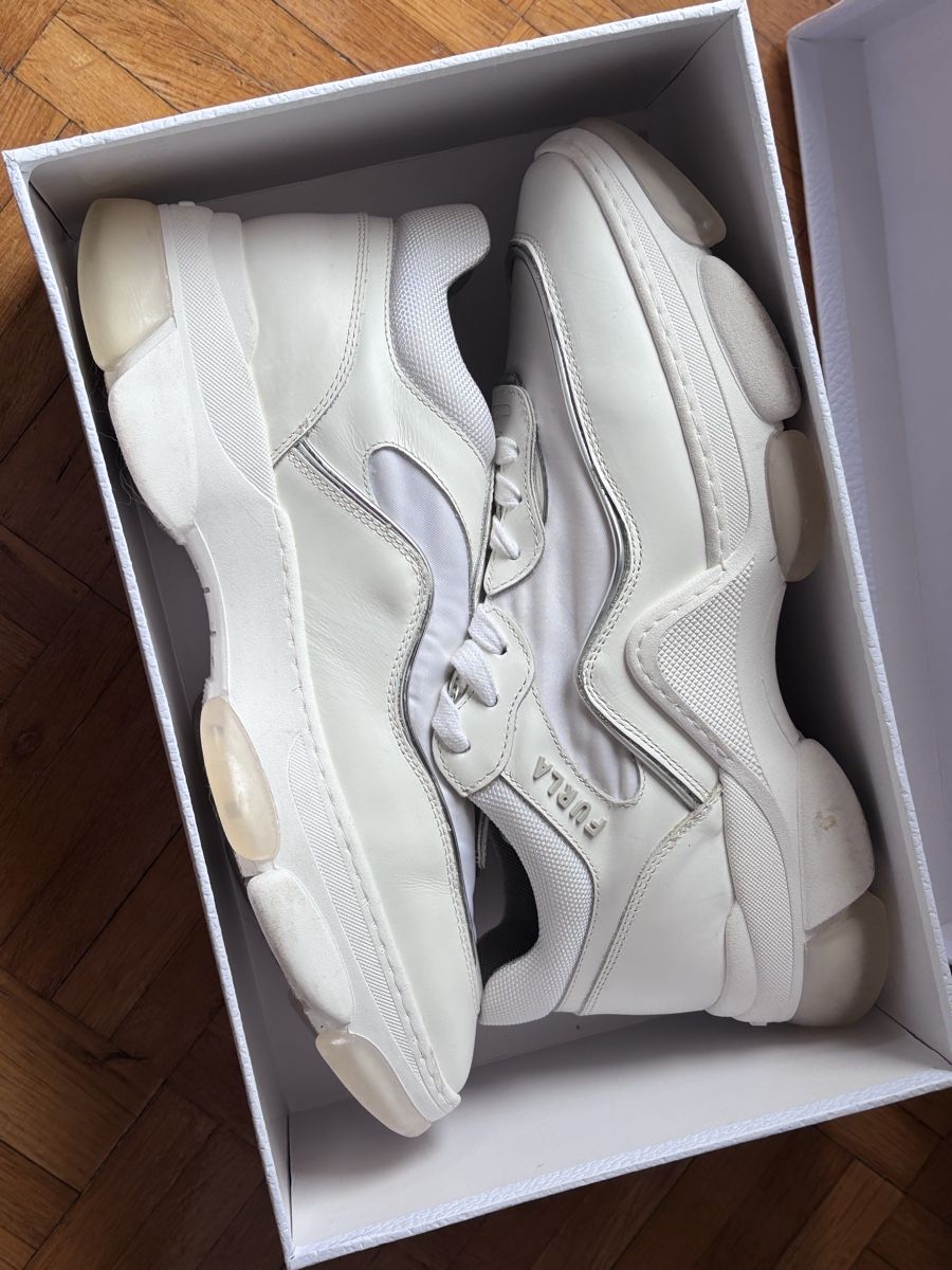 Scarpe da donna: Furla sneakers n.41 – Nuovo (secondo la descrizione) da Paradiso venduto da fio_mhn6