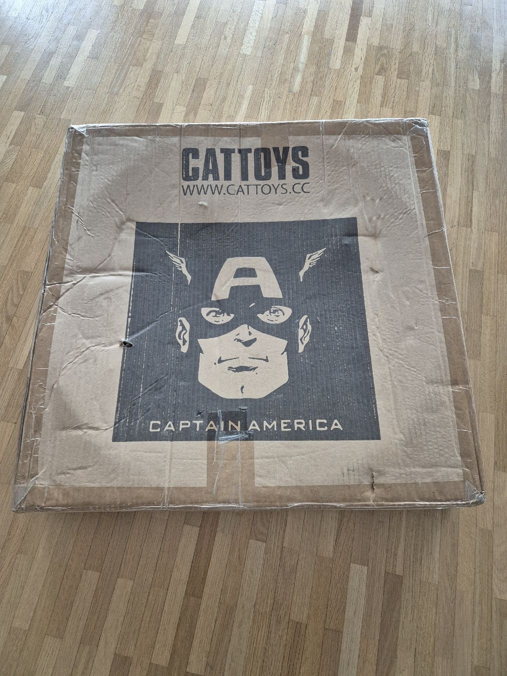 Marvel Statuette: Captain America Bouclier 1:1 – Nuovo e nell'imballaggio originale da Cugy FR venduto da POWER-STI