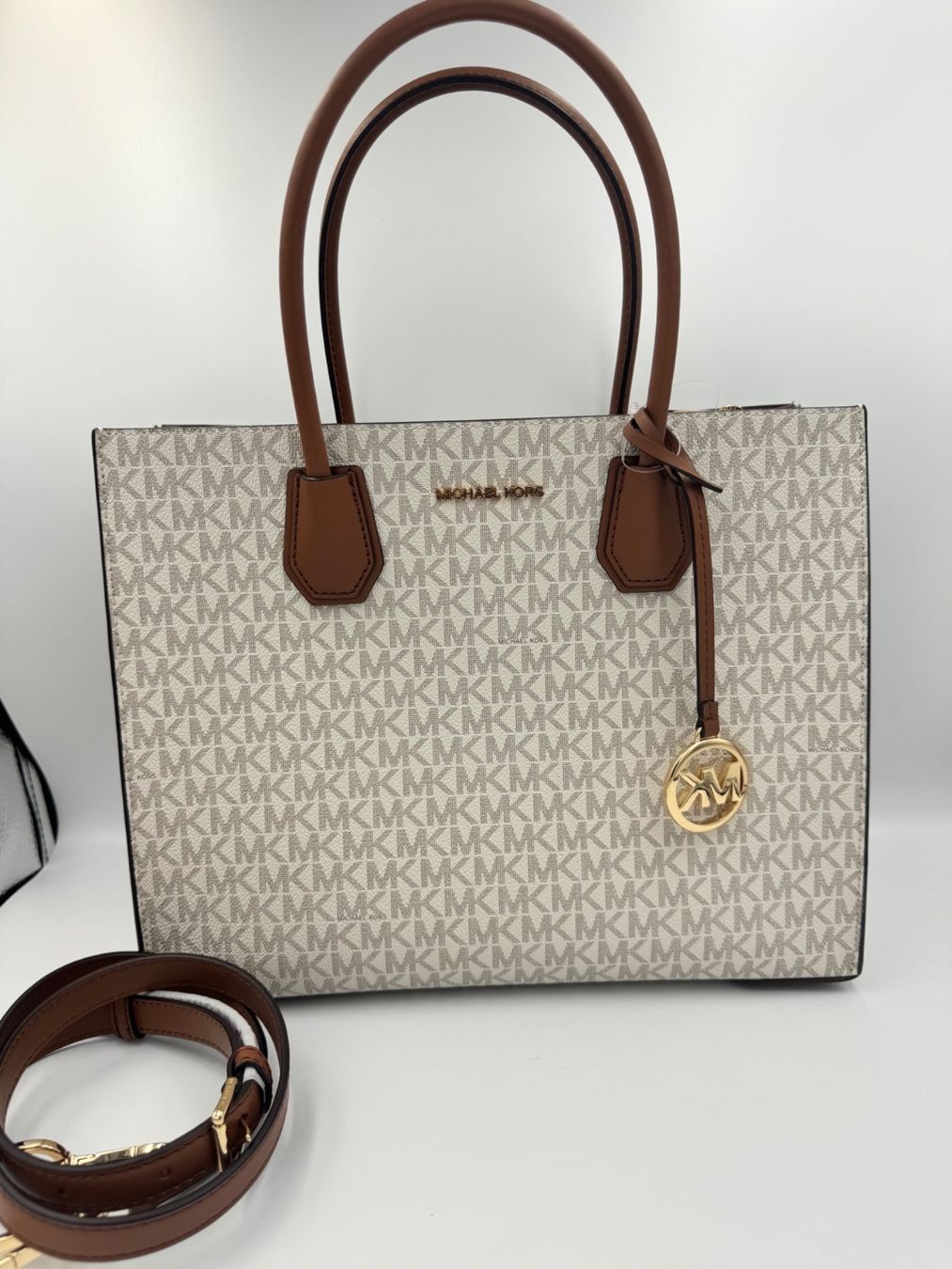 Michael Kors Borse da donna: Michael Kors Tasche vanilla – Nuovo e nell'imballaggio originale da Wiedlisbach venduto da Sistershop