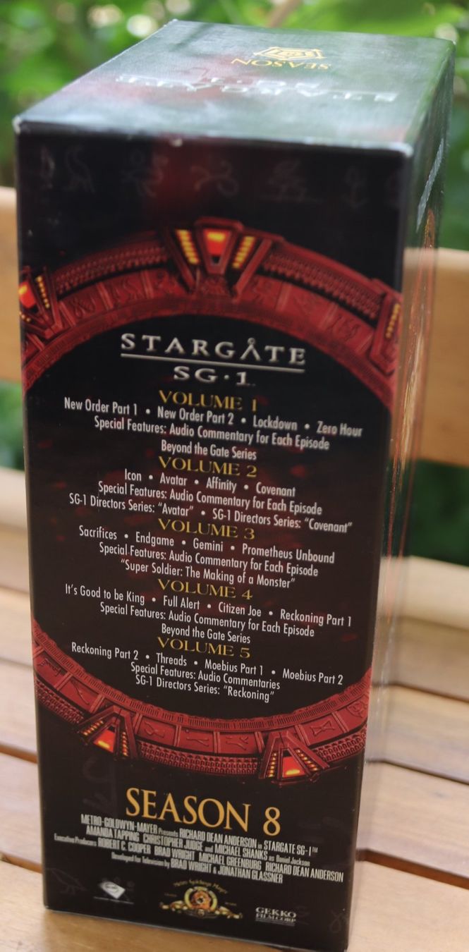 Tutti i DVDs: Stargate Season 8 – Usato da Glattfelden venduto da Sirax 2