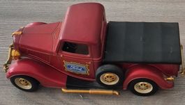 Vintage Ford V8 Pickup Truck - Deko-Truck,
