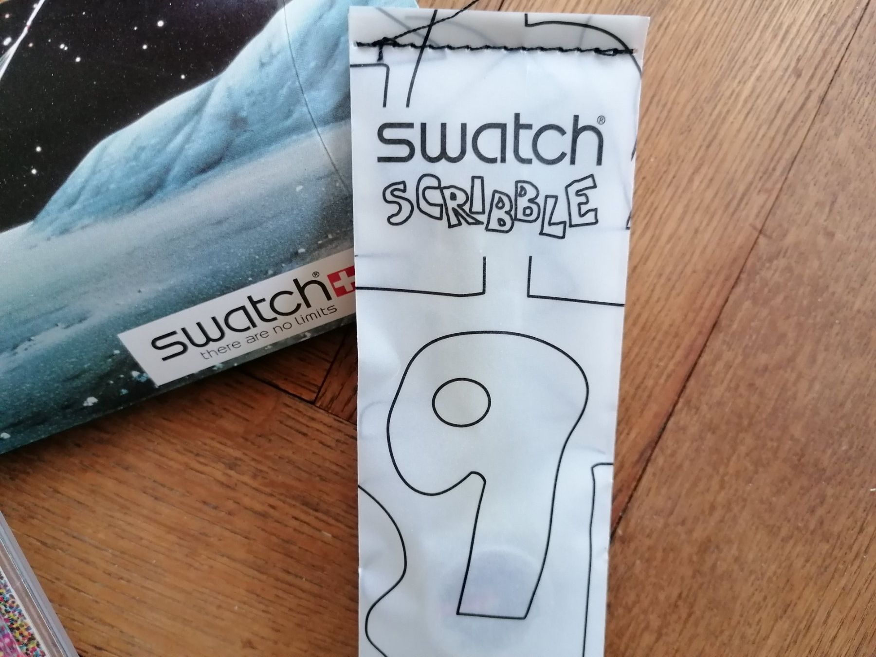 Swatch Orologi: SWATCH #  Bundle mit 3x COLLECTORS SWATCH  NEU – Nuovo e nell'imballaggio originale da LAUSANNE venduto da Ch0937 2