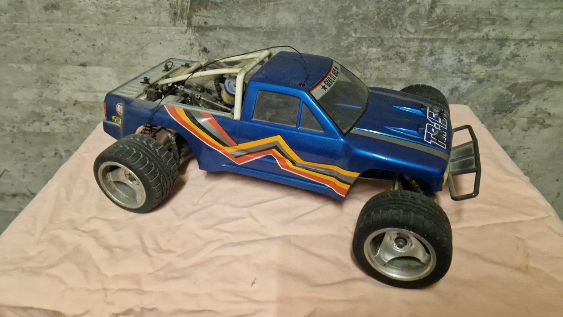 Tamiya Modellismo RC: RC Auto TR-15T von Tamiya – Difettoso da Dübendorf venduto da 402765513