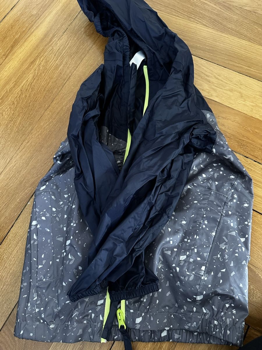 Decathlon Giacche & Cappotti: Coupe vent imperméable Décathlon, 4-5 ans  – Usato da Lausanne venduto da eli_my5z 1