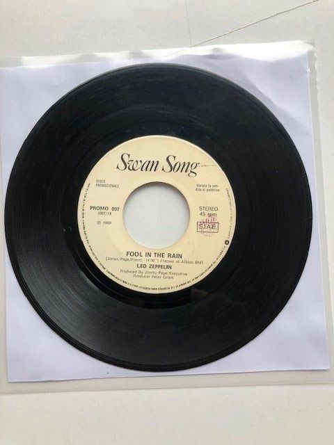 Dischi in vinile: Led Zeppelin – Usato da Aarwangen venduto da Jukebox3 1