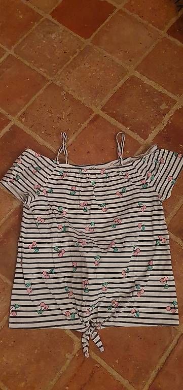 Camicette, T-shirt & Top: Kleiderpaket Tshirts 164 – Usato da Uitikon Waldegg venduto da sgrimmer 2