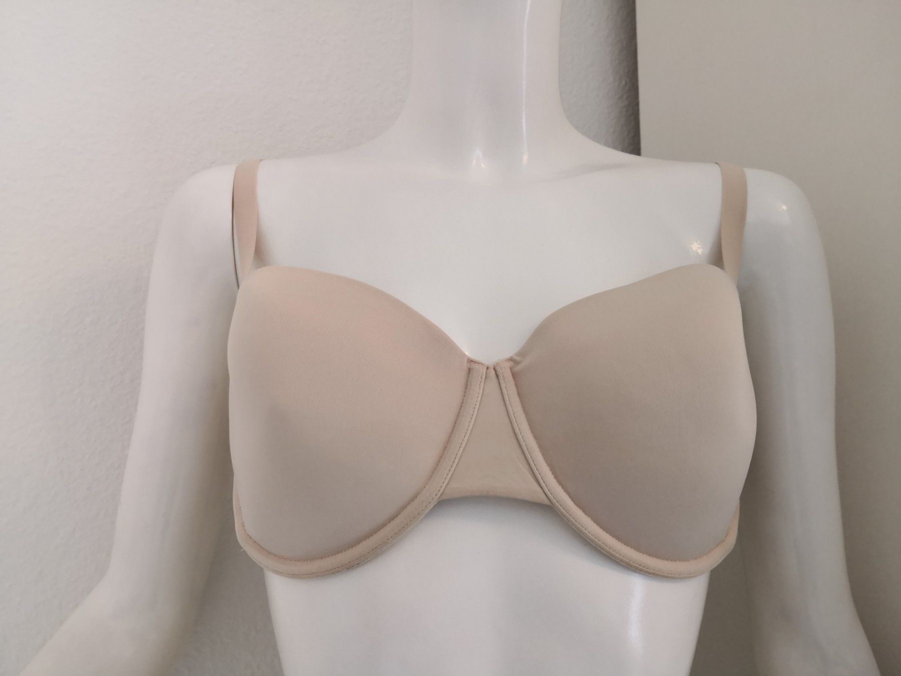 Sonstige Unterwäsche: 🤩LOVABLE BH SCHWARZ ODER NUDE NEU – Neu (gemäss Beschreibung) aus Olten von Naja-Twins-Twins 2