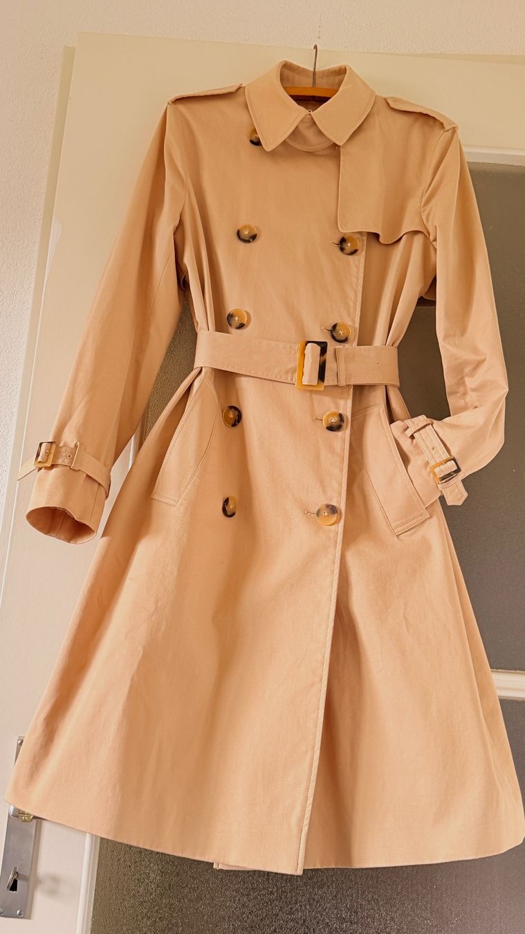 Massimo Dutti Manteaux: Trench coat Massimo Dutti beige taille S – D'occasion à Bulle par LeMoleson