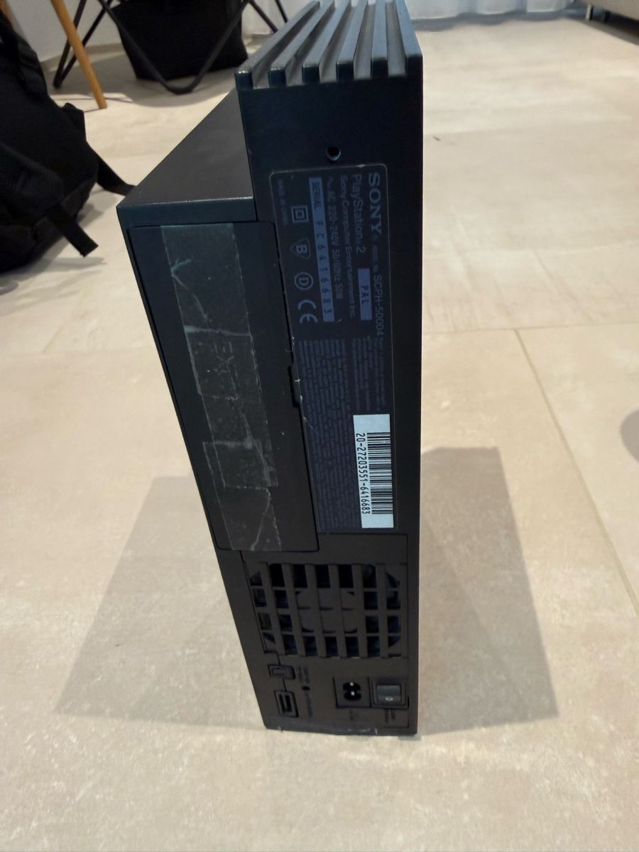 Sony Console: Ps2 Fat guter Zustand – Usato da Däniken SO venduto da pet_hv5v 3