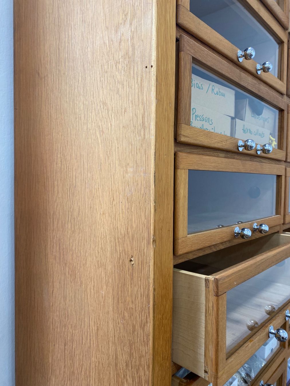 Schränke: Armoire de metier – Gebraucht aus La Neuveville von e_perriard 2