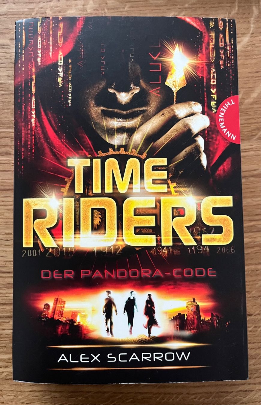 Libri: Buch Time Riders Der Pandora-Code – Usato da Mettmenstetten venduto da Dino1972