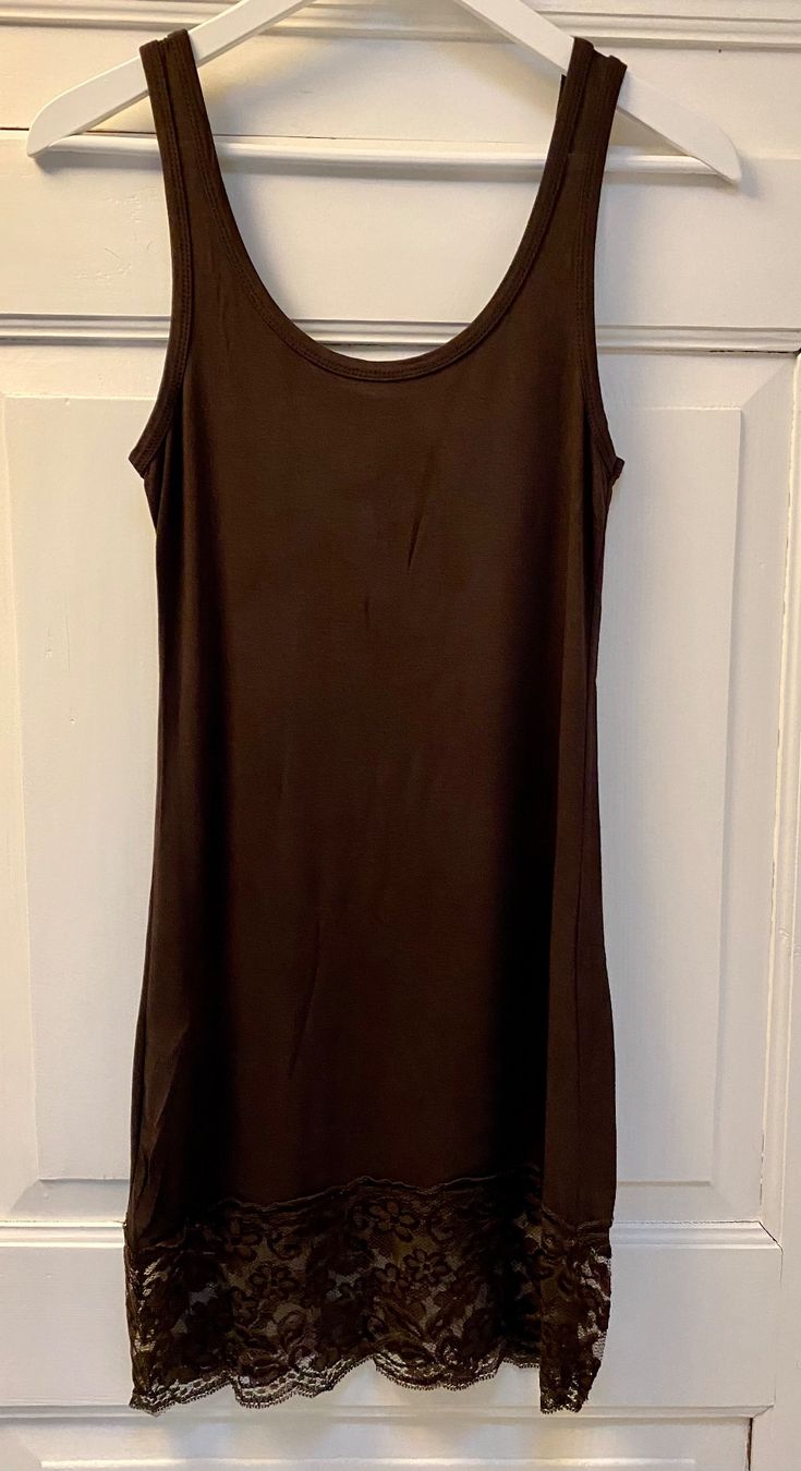 Lotti di vestiti: Kleider-Set 2-teilig, braun, Gr. M/L – Usato da Zürich venduto da Maria2021 2
